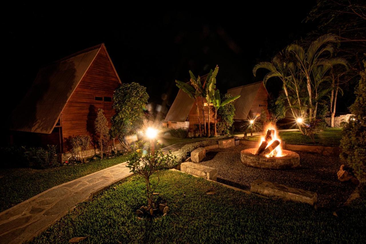 La Confianza Hotel Лунауана Экстерьер фото