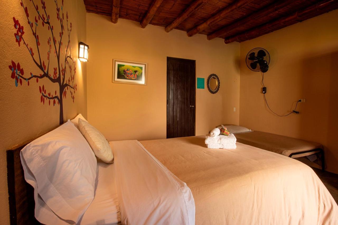 La Confianza Hotel Лунауана Экстерьер фото