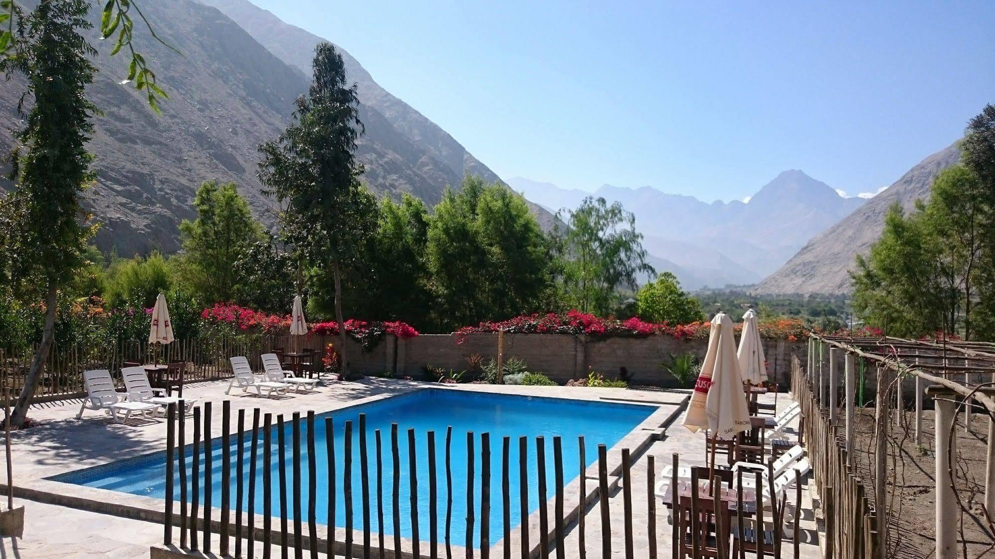 La Confianza Hotel Лунауана Экстерьер фото
